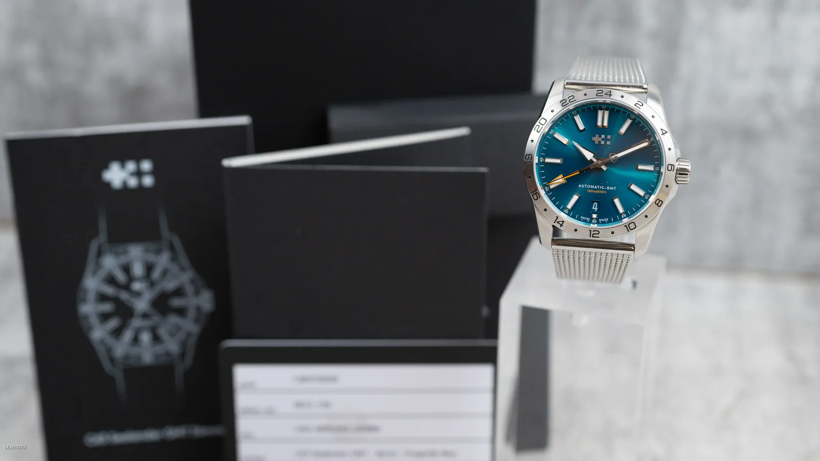 Christopher Ward C63 GMT "Dragonfly" 36mm (2024) - Ref. C63-36AGM4-S00B0 | Watch Scout - image 2