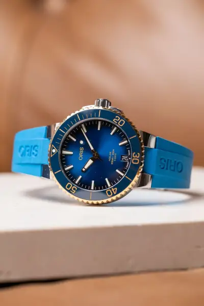 Oris Aquis Date