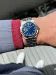 Vacheron Constantin Overseas Mid-Size 2300V/100A-B170, thumbnail 9 of 17