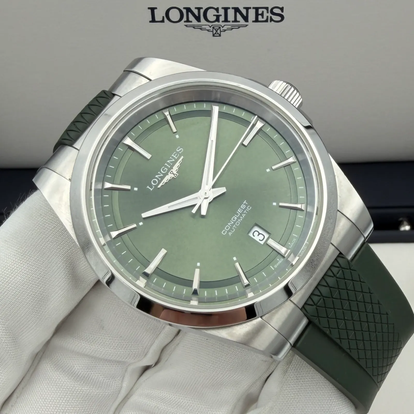 Longines Conquest L3.830.4.02.9 Price in Australia | $2.8k - image 2