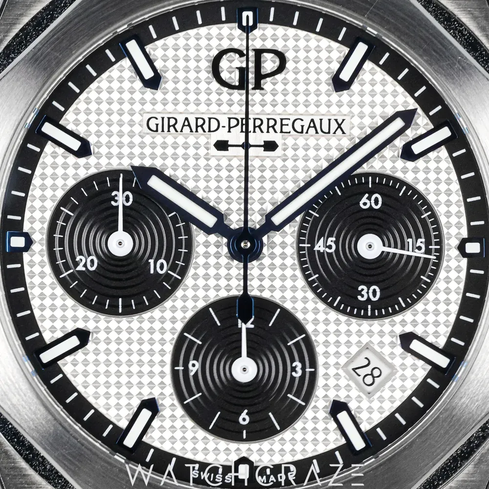 Girard Perregaux Laureato Chronograph (2025) - Ref. 81020-11-1131-11A | Watch Scout - image 2