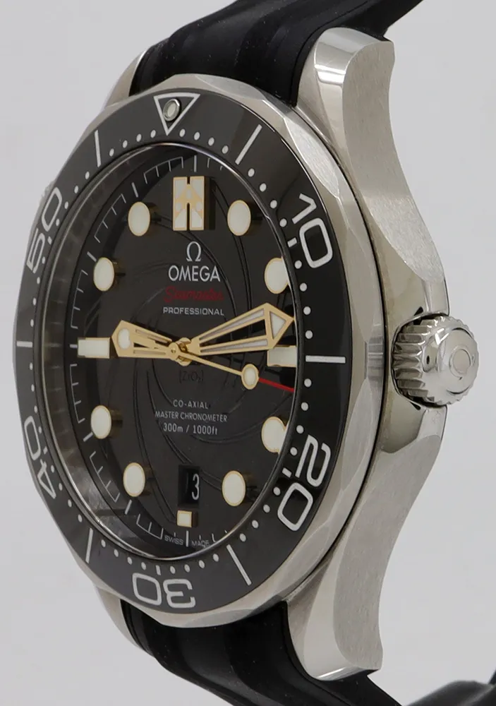 Omega Seamaster Diver 300 M James Bond Limited Edition 210.22.42.20.01.004 Price in Australia | $12k - image 2
