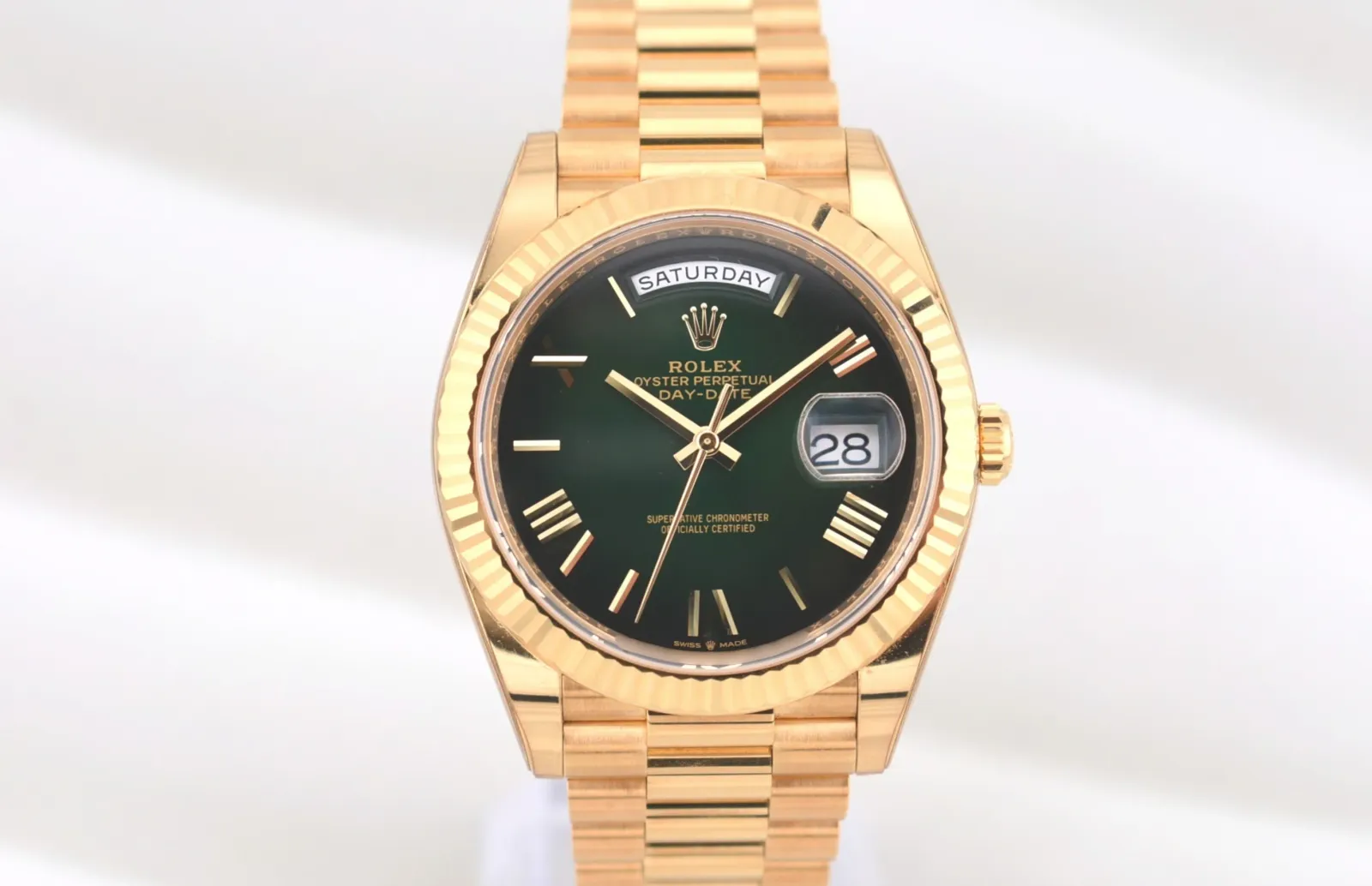 Rolex Day-Date 40 228238, photo 2 of 9