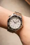Omega Seamaster Diver 300M (2023) - Ref. 210.30.42.20.04.001 | Watch Scout thumbnail 13