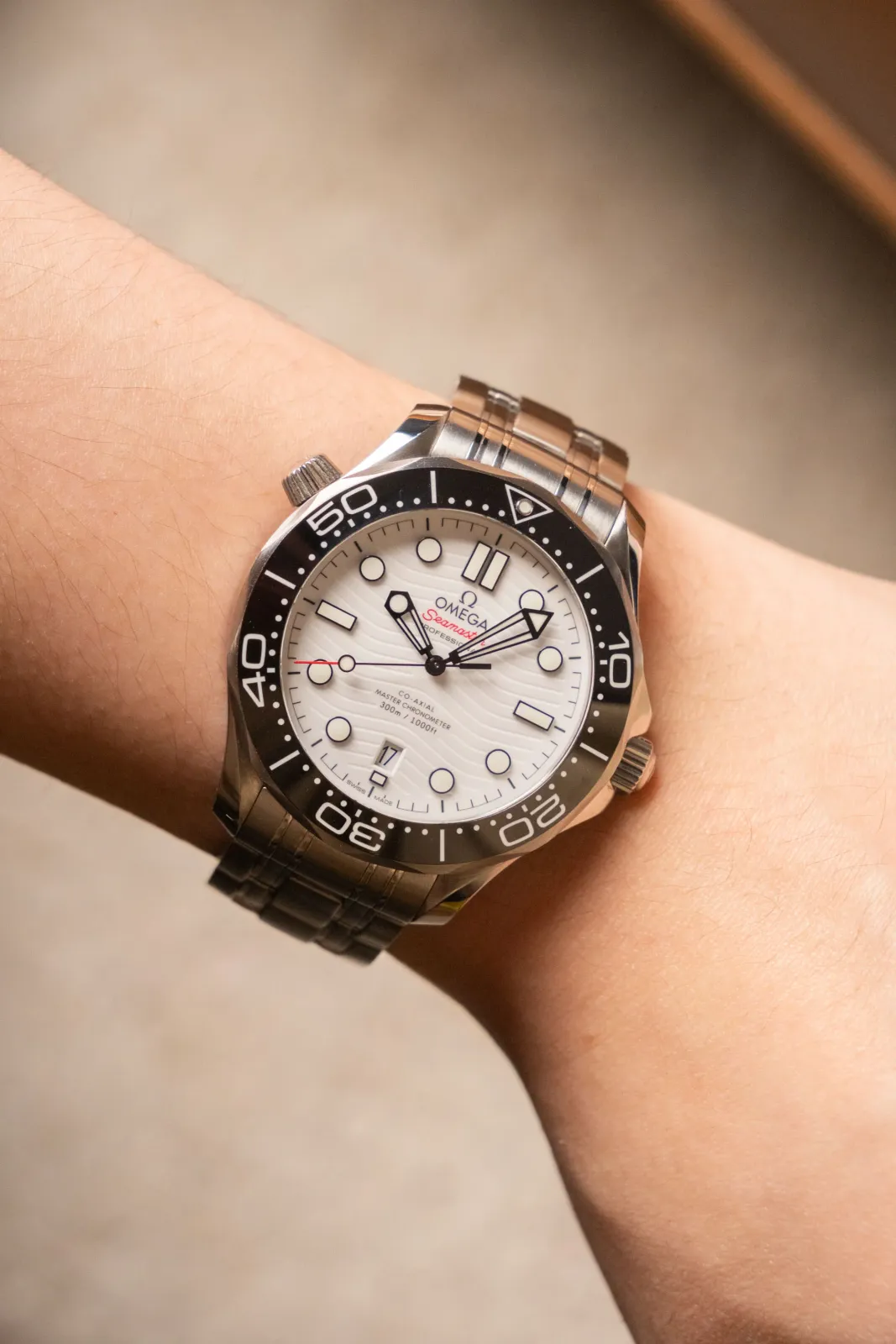 Omega Seamaster Diver 300M (2023) - Ref. 210.30.42.20.04.001 | Watch Scout - image 2