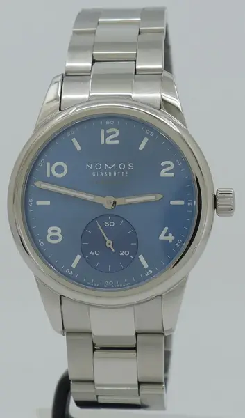 NOMOS Club Sport Neomatik