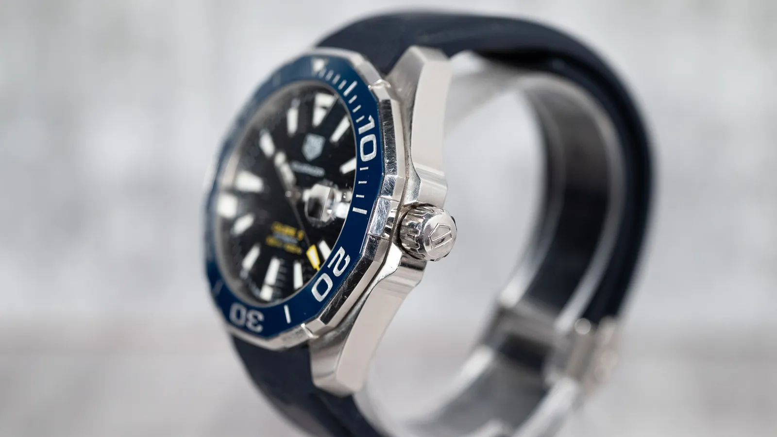 TAG Heuer Aquaracer 300M WAY201B.FT6150 Price in Australia | $2.3k - image 6