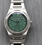 Girard Perregaux Laureato (2025) - Ref. 81010-11-3153-1CM | Watch Scout thumbnail 1