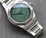 Girard Perregaux Laureato (2025) - Ref. 81010-11-3153-1CM | Watch Scout thumbnail 11