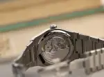 Girard Perregaux Laureato (2025) - Ref. 81010-11-3153-1CM | Watch Scout thumbnail 4