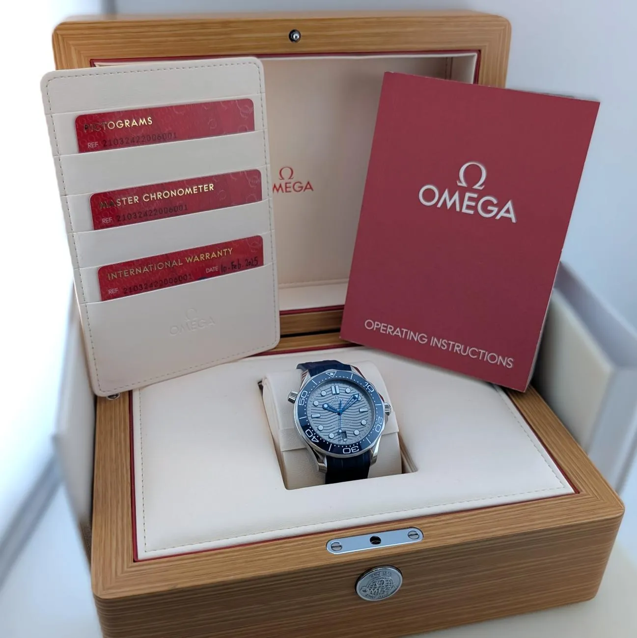 Omega Seamaster Diver 300M 210.32.42.20.06.001, photo 2 of 10