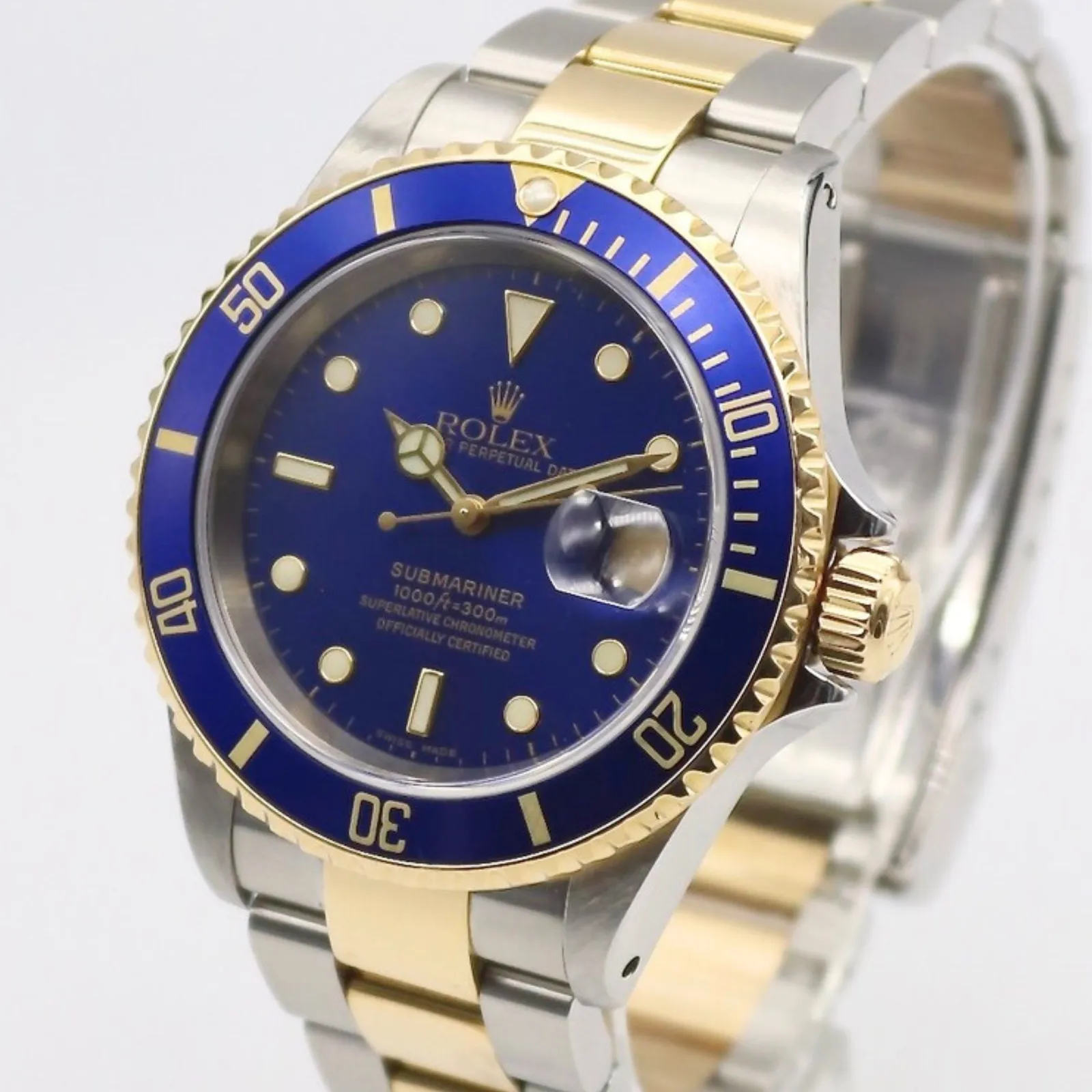Rolex Submariner Date (2002) - Ref. 16613 | Watch Scout - image 2