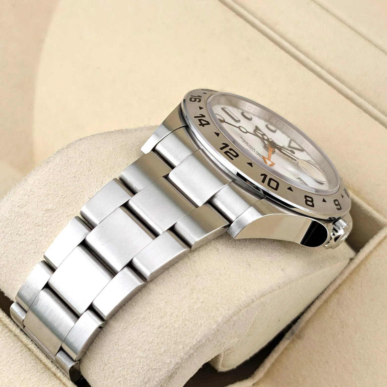 Rolex Explorer II 226570, photo 6 of 6