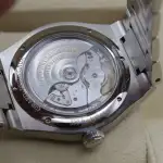 Girard Perregaux Laureato 42mm (2025) - Ref. 81010-11-431-11A | Watch Scout thumbnail 12