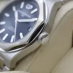 Girard Perregaux Laureato 42mm (2025) - Ref. 81010-11-431-11A | Watch Scout thumbnail 6
