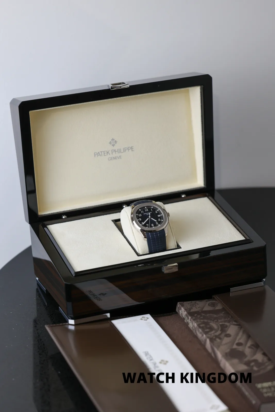 Patek Philippe Aquanaut 5168G, photo 9 of 9