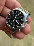 IWC Pilot (2018) - Ref. IW377710 | Watch Scout thumbnail 3