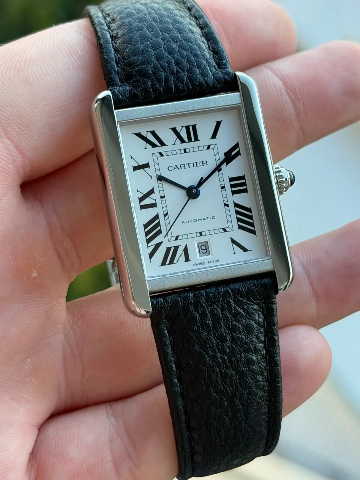 Cartier Tank Solo XL (2017) - Ref. W5200027 | Watch Scout - image 2