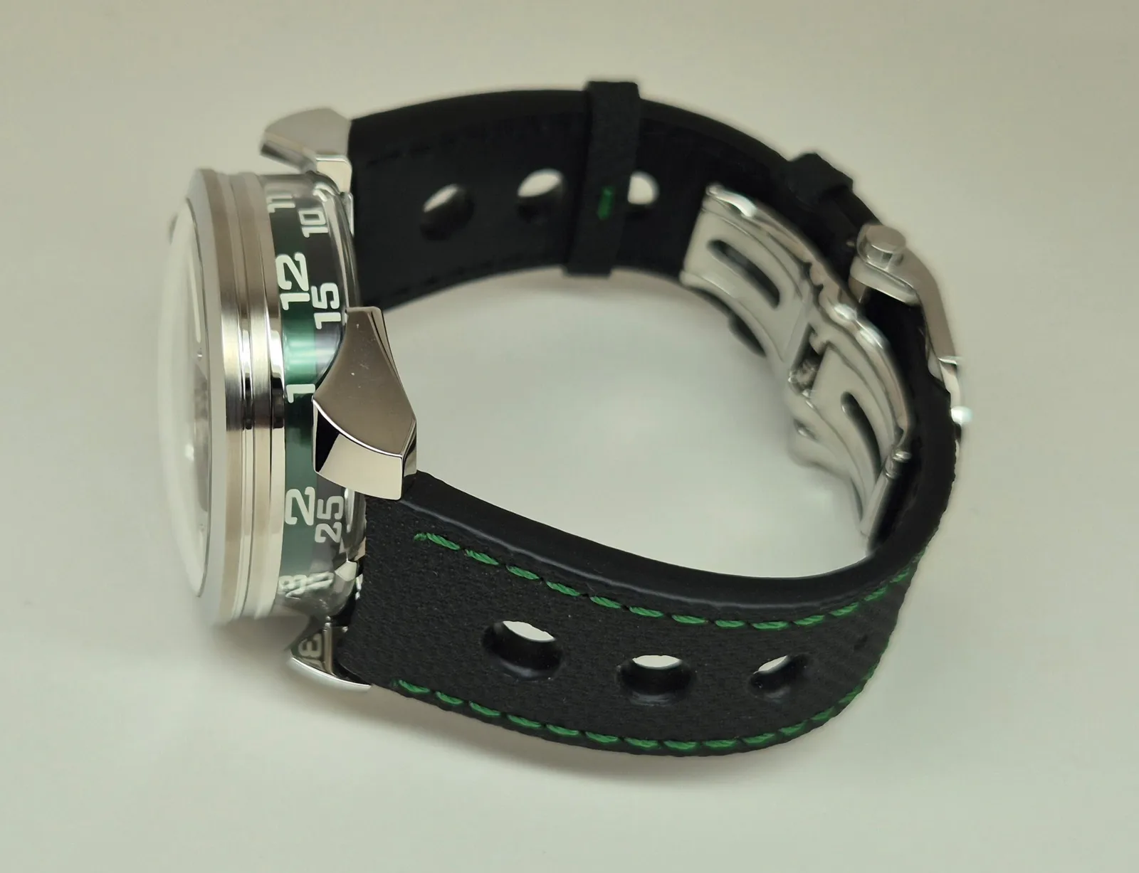 M.A.D. Editions M.A.D.1 Green (2023) | Watch Scout - image 2
