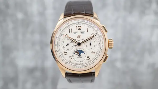 Breitling Datora B25