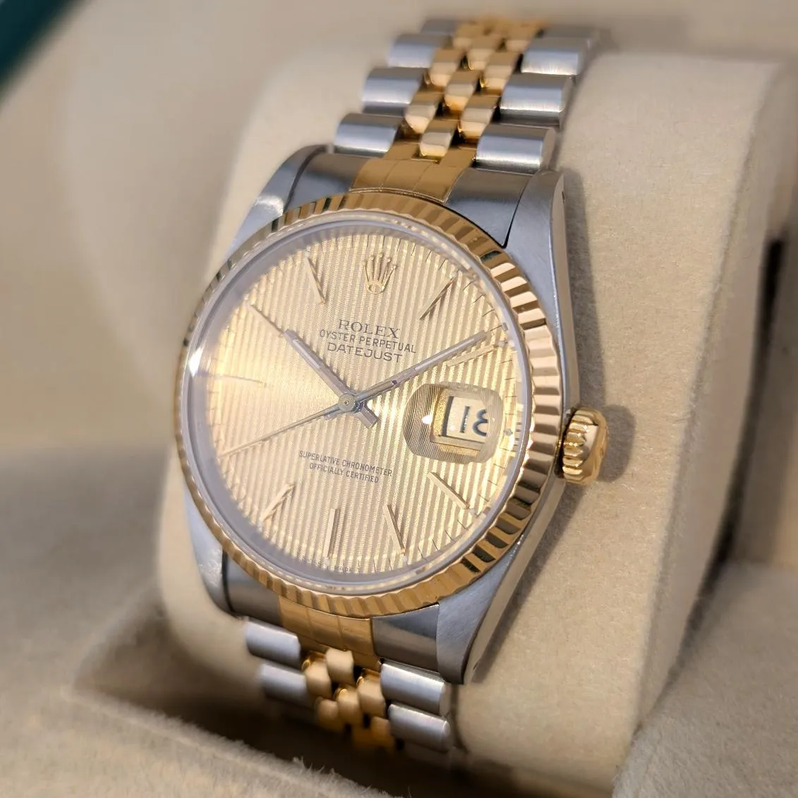 Rolex Datejust 36 (1989) - Ref. 16233 | Watch Scout - image 2