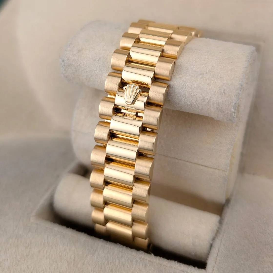 Rolex Day-Date 36 118238 Price in Australia | $38k - image 6