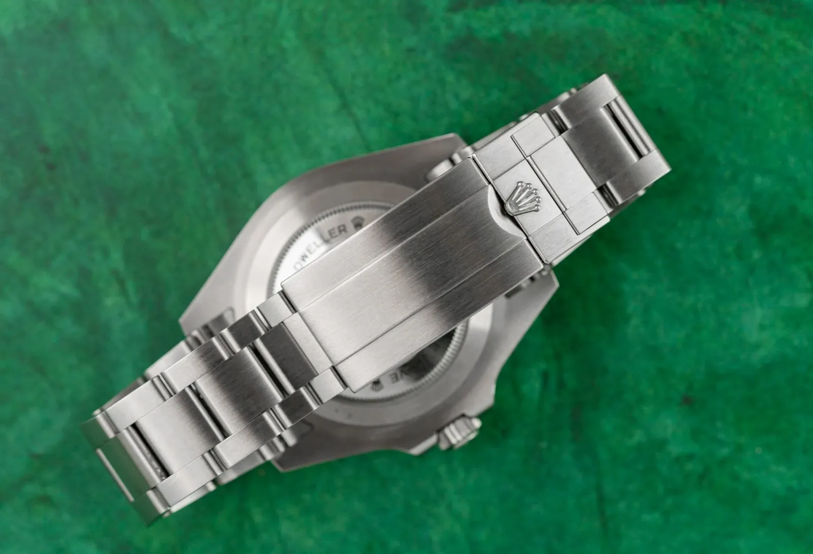 Rolex Sea-Dweller 126600, photo 2 of 4