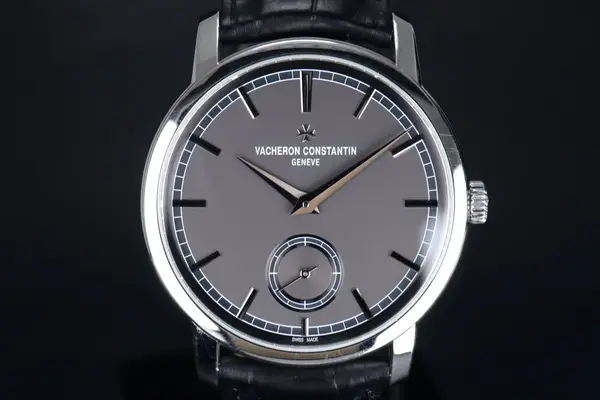 Vacheron Constantin Traditionnelle Ref. 82172/000P