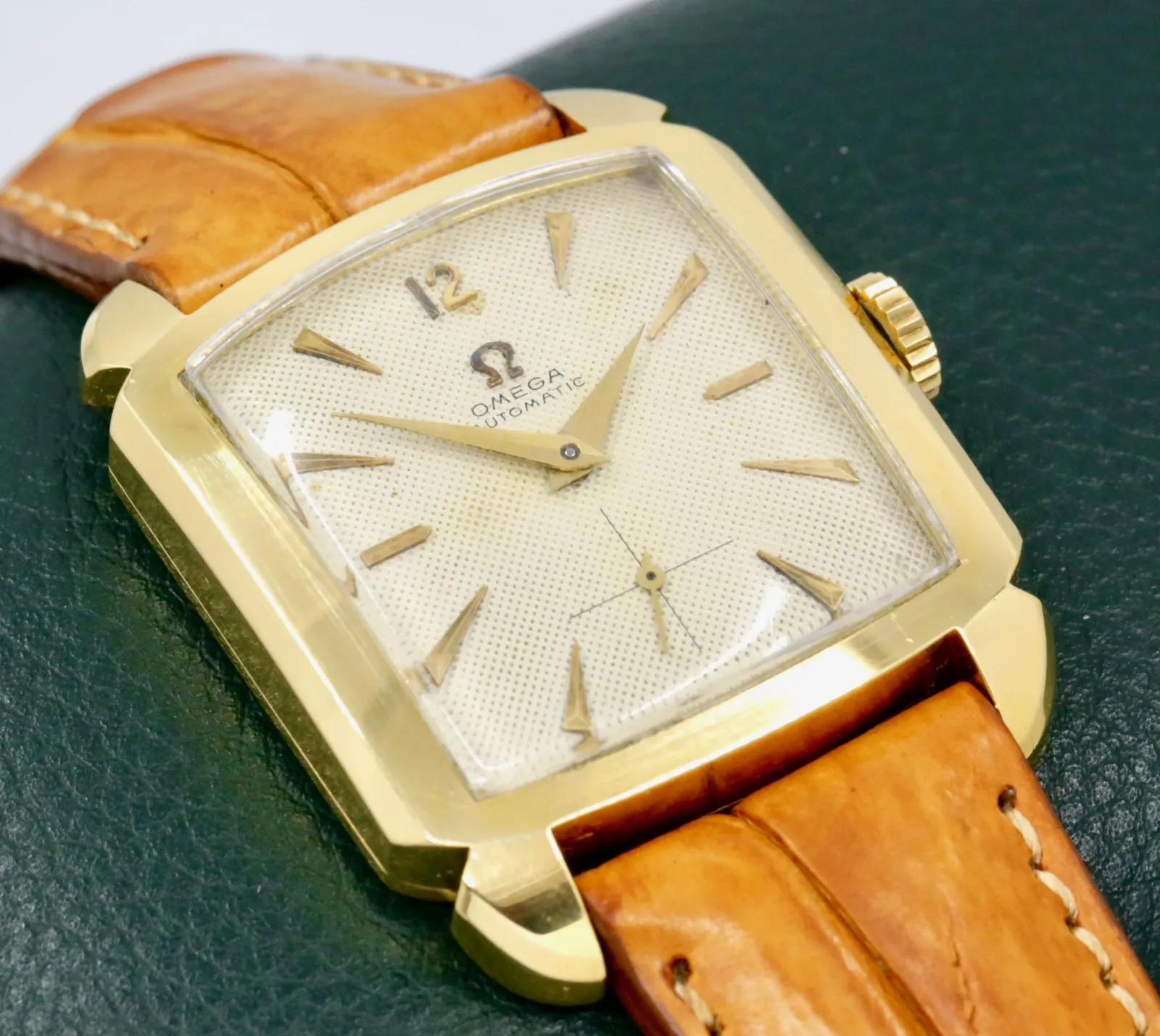 Omega Cioccolatone (1952) - Ref. 3950 | Watch Scout - image 2