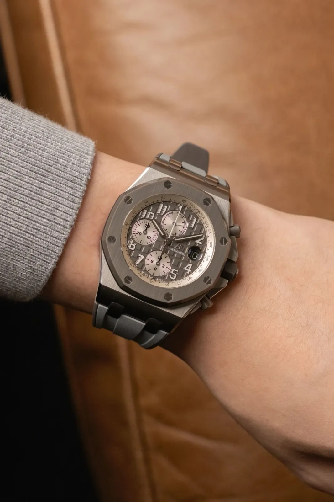 Audemars Piguet Royal Oak Offshore Ghost 26470IO.OO.A006CA.01, photo 2 of 15
