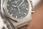 Girard Perregaux Laureato Chronograph Ti49 (2024) - Ref. 81020-21-3263-1CM | Watch Scout thumbnail 5