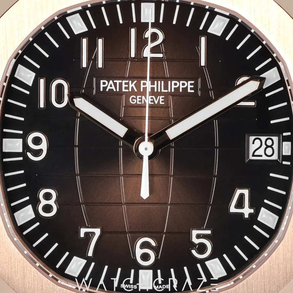Patek Philippe Aquanaut (2020) - Ref. 5167R-001 | Watch Scout - image 2