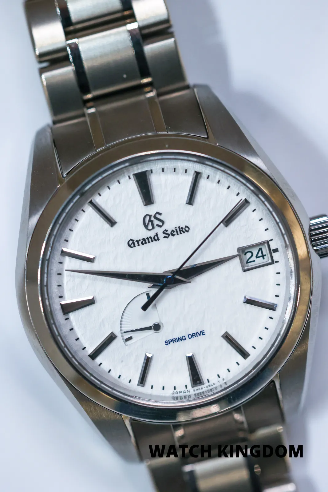 Grand Seiko SBGA211 (2022) - Ref. SBGA211G A001786 | Watch Scout - image 2