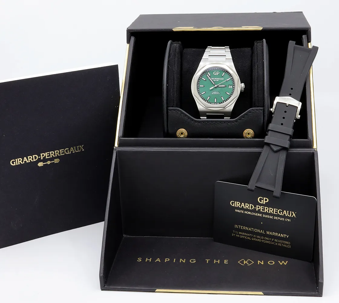 Girard Perregaux Laureato 42mm 81010-11-3153-1CM Price in Australia | $13k - image 7