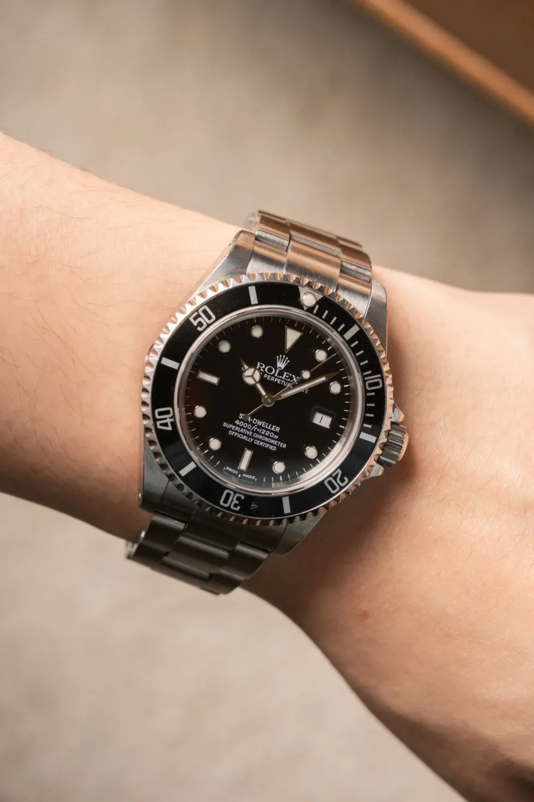 Rolex Sea-Dweller (2000) - Ref. 16600 | Watch Scout - image 2