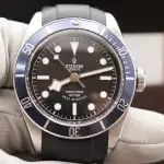 Tudor Black Bay (2015) - Ref. 79220B | Watch Scout thumbnail 2