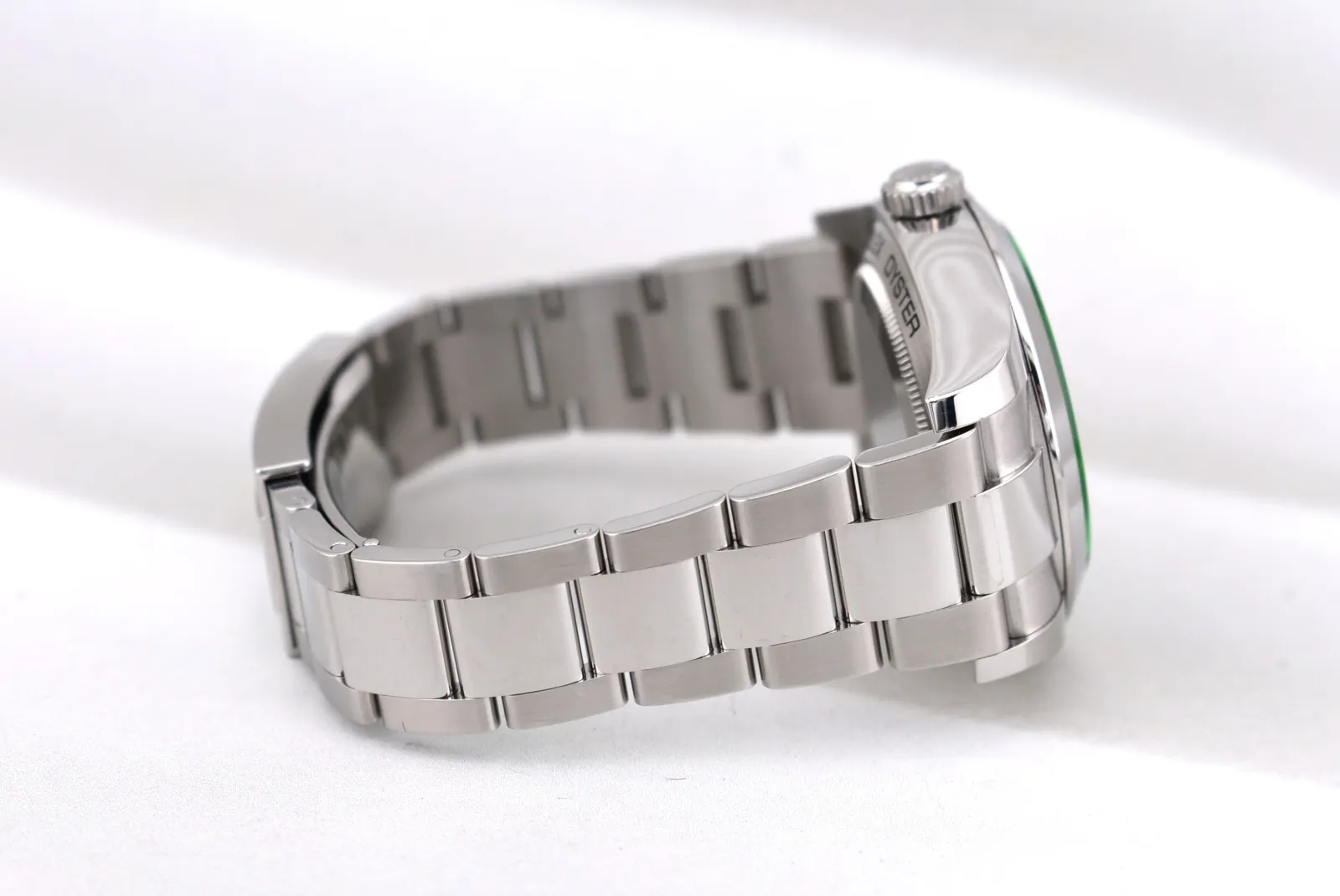 Rolex Milgauss 116400GV Price in Australia | $18k - image 9