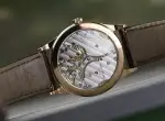 Patek Philippe Calatrava (2023) - Ref. 6119R-001 | Watch Scout thumbnail 4