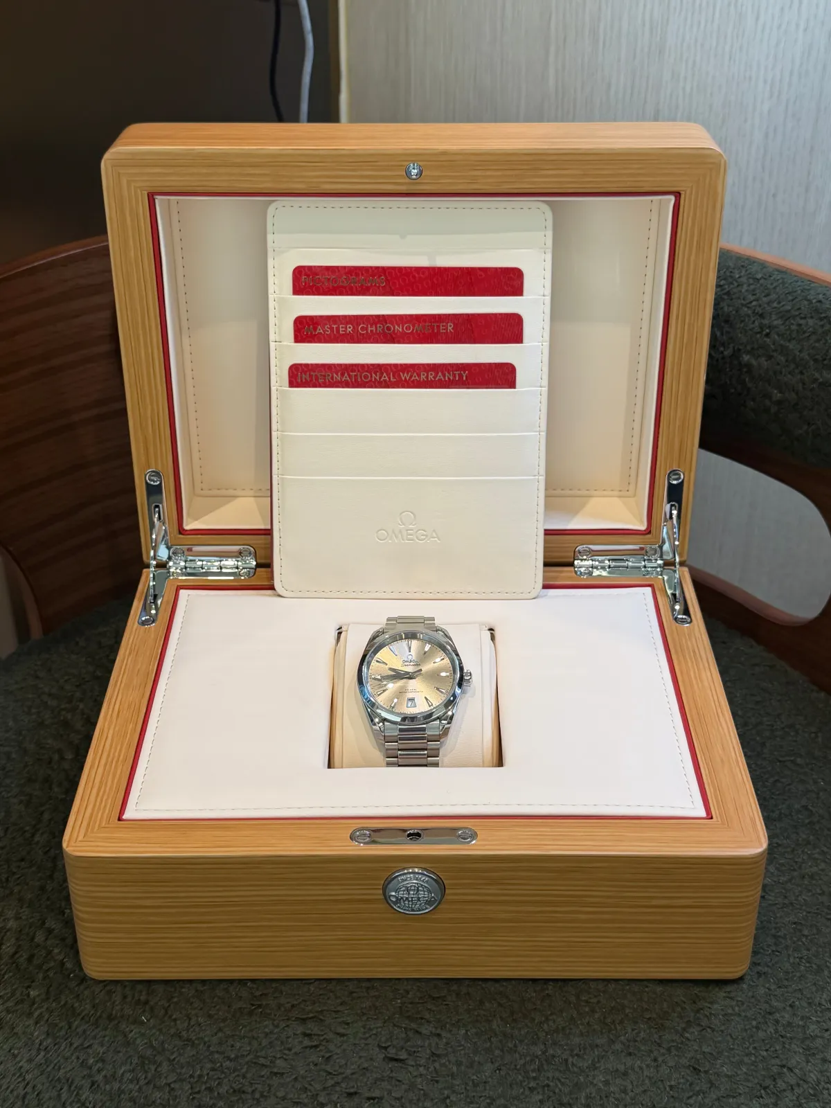 Omega Seamaster Aqua Terra 22010382009001 Price in Australia | $11k - image 4