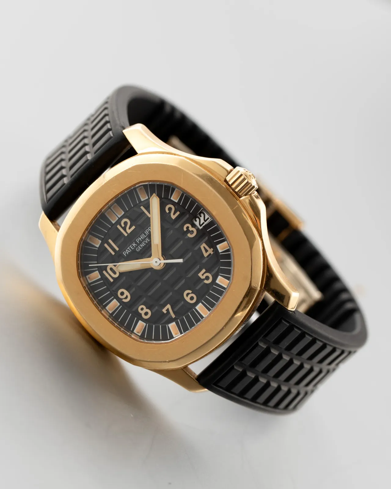 Patek Philippe Aquanaut (1990s) - Ref. 5066J-001 | Watch Scout - image 2