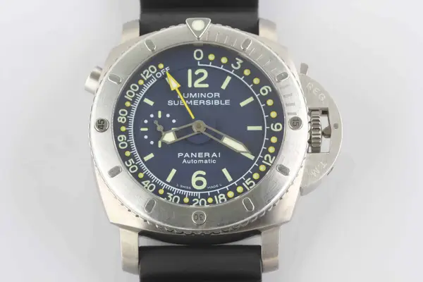 Panerai Luminor 1950 Pangaea Submersible Depth Gauge
