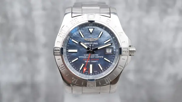 Breitling Avenger II GMT
