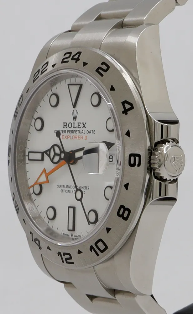 Rolex Explorer II 226570, photo 2 of 7