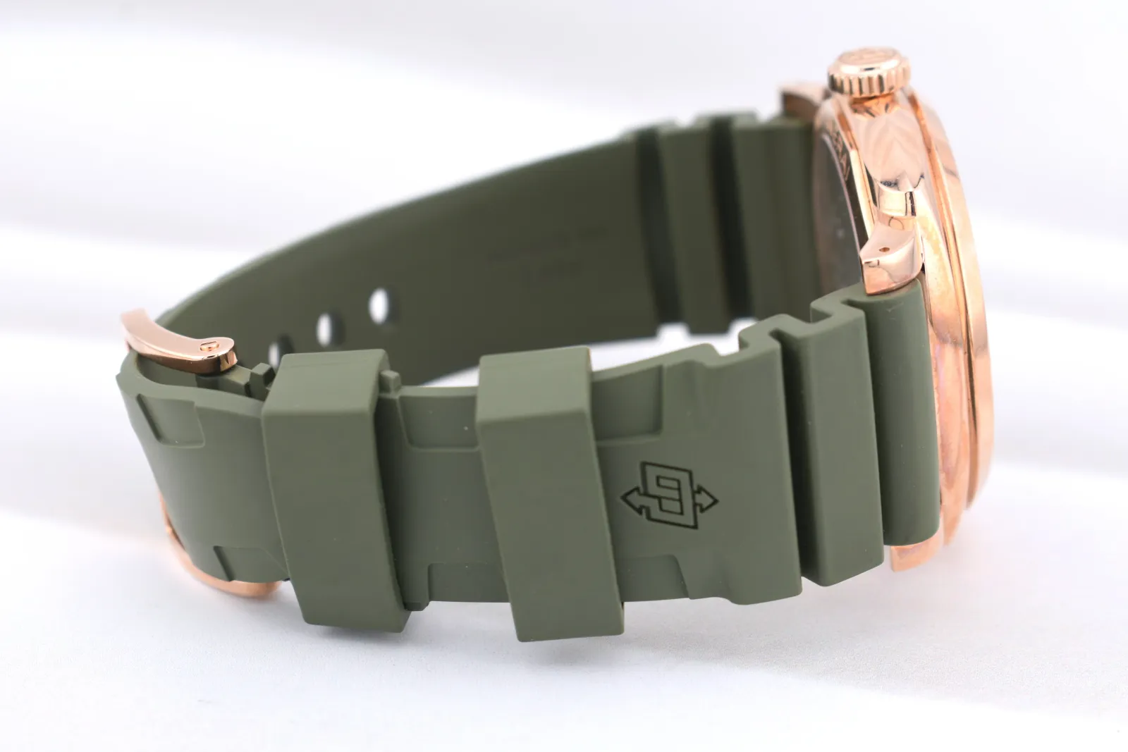 Panerai Radiomir 1940 PAM00515 Price in Australia | $25k - image 9