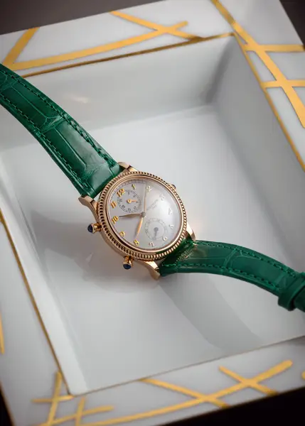 Patek Philippe Calatrava Ladies Travel Time 24H Ref. 4864R-001