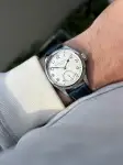 blu Small Seconds Medium 99.1 M (2024) | Watch Scout thumbnail 3