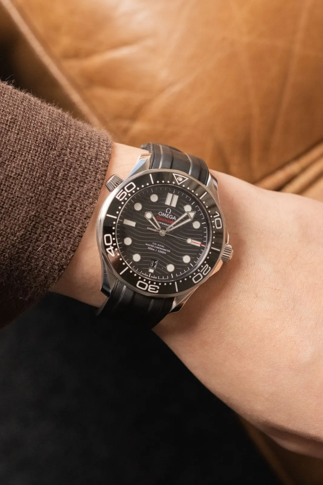 Omega Seamaster Diver 300M 210.32.42.20.01.001 Price in Australia | $6.5k - image 2