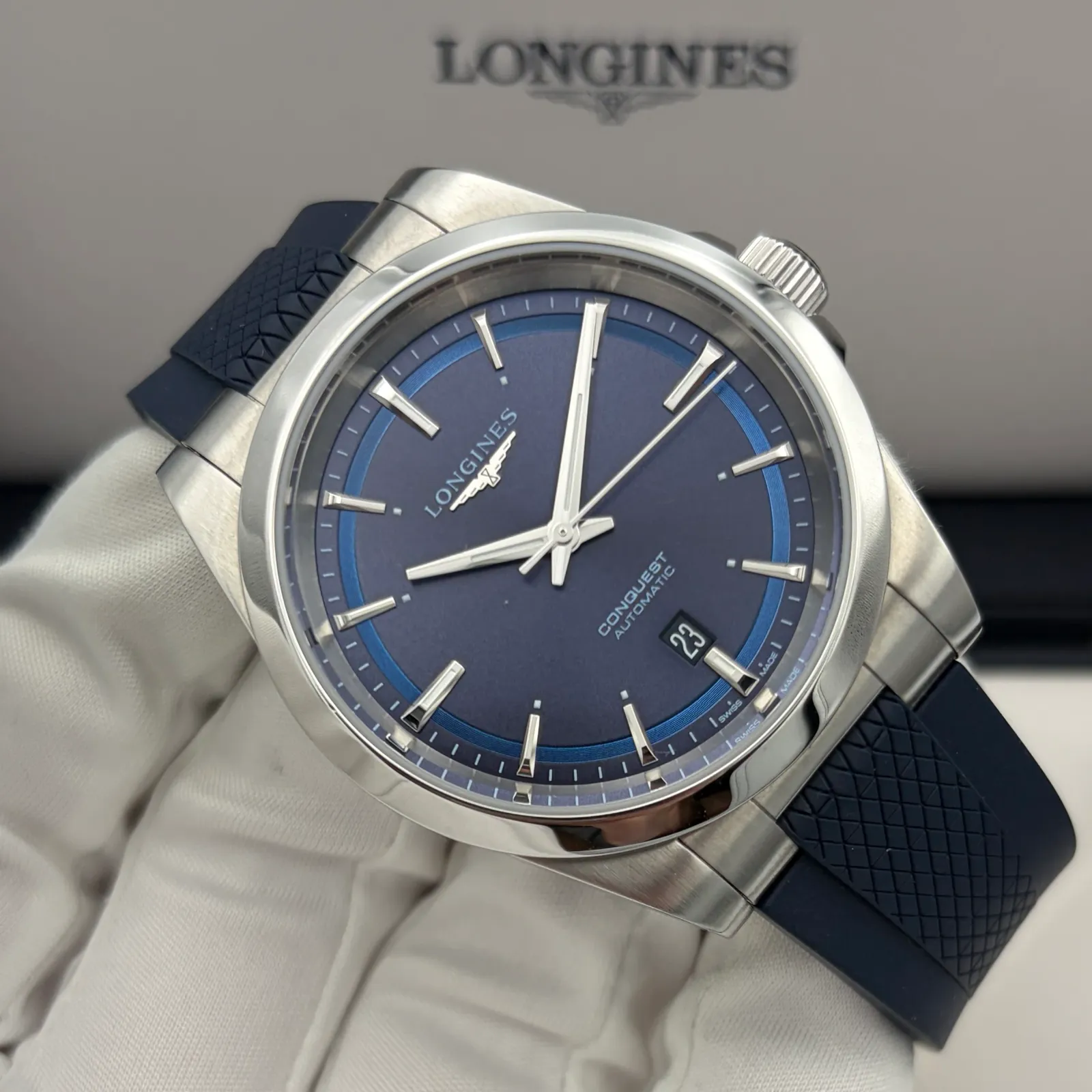 Longines Conquest L3.830.4.92.9, photo 2 of 11