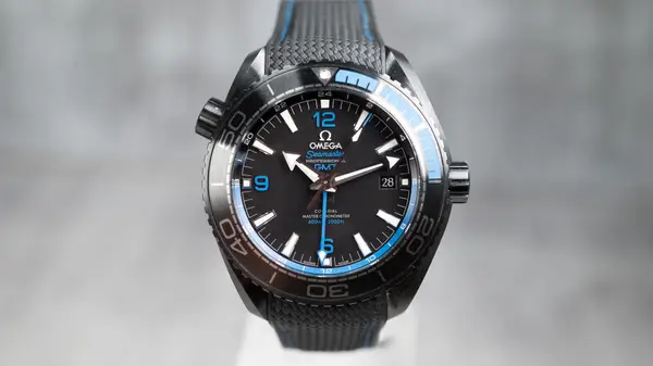 Omega Seamaster Planet Ocean Deep Black Ref. 215.92.46.22.01.002