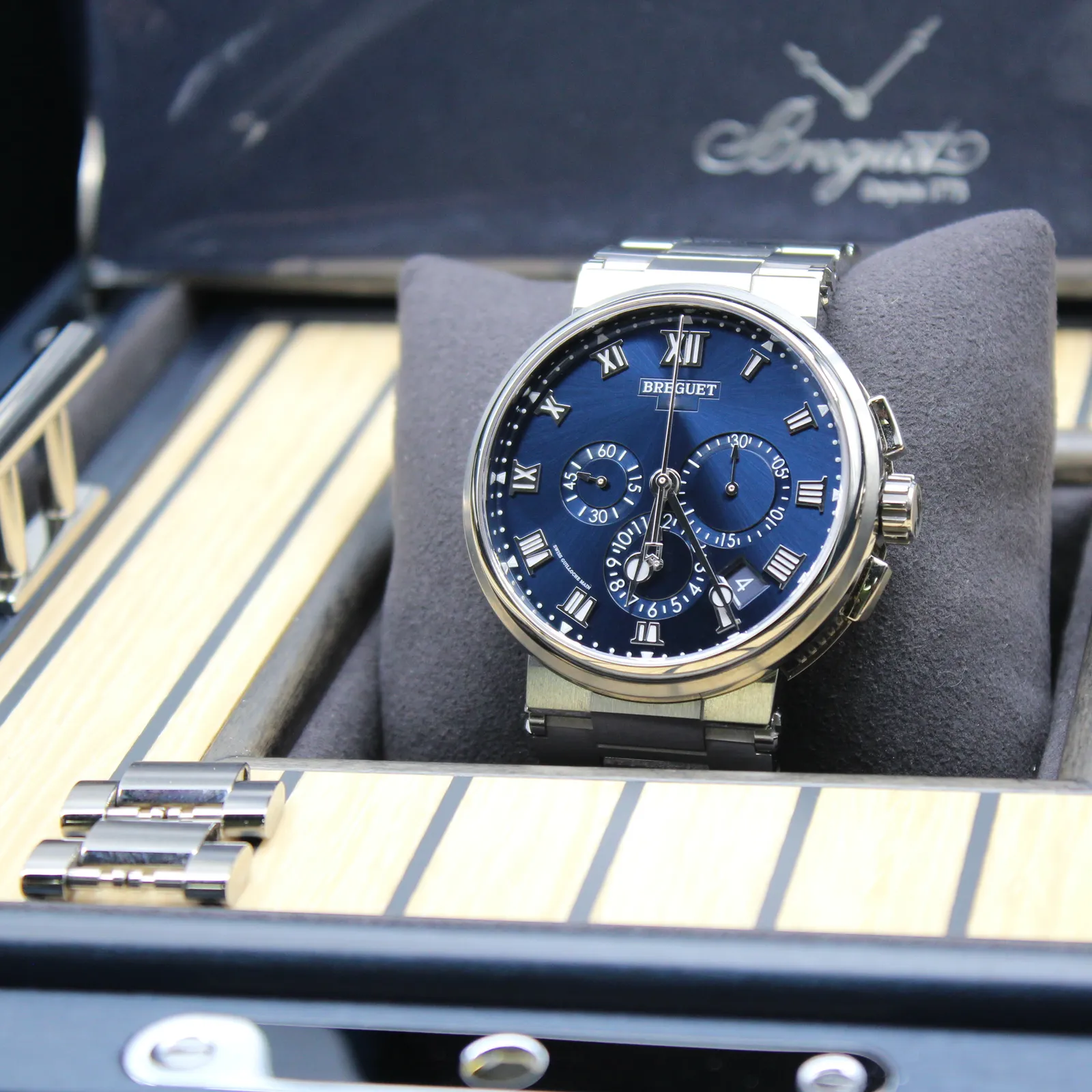 Breguet Marine Chronograph 5527TI/Y1/TW0, photo 7 of 7